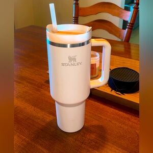 Light Pink Stanley ✨